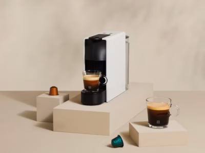 ماكينة تحضير القهوة من nespresso essenza mini